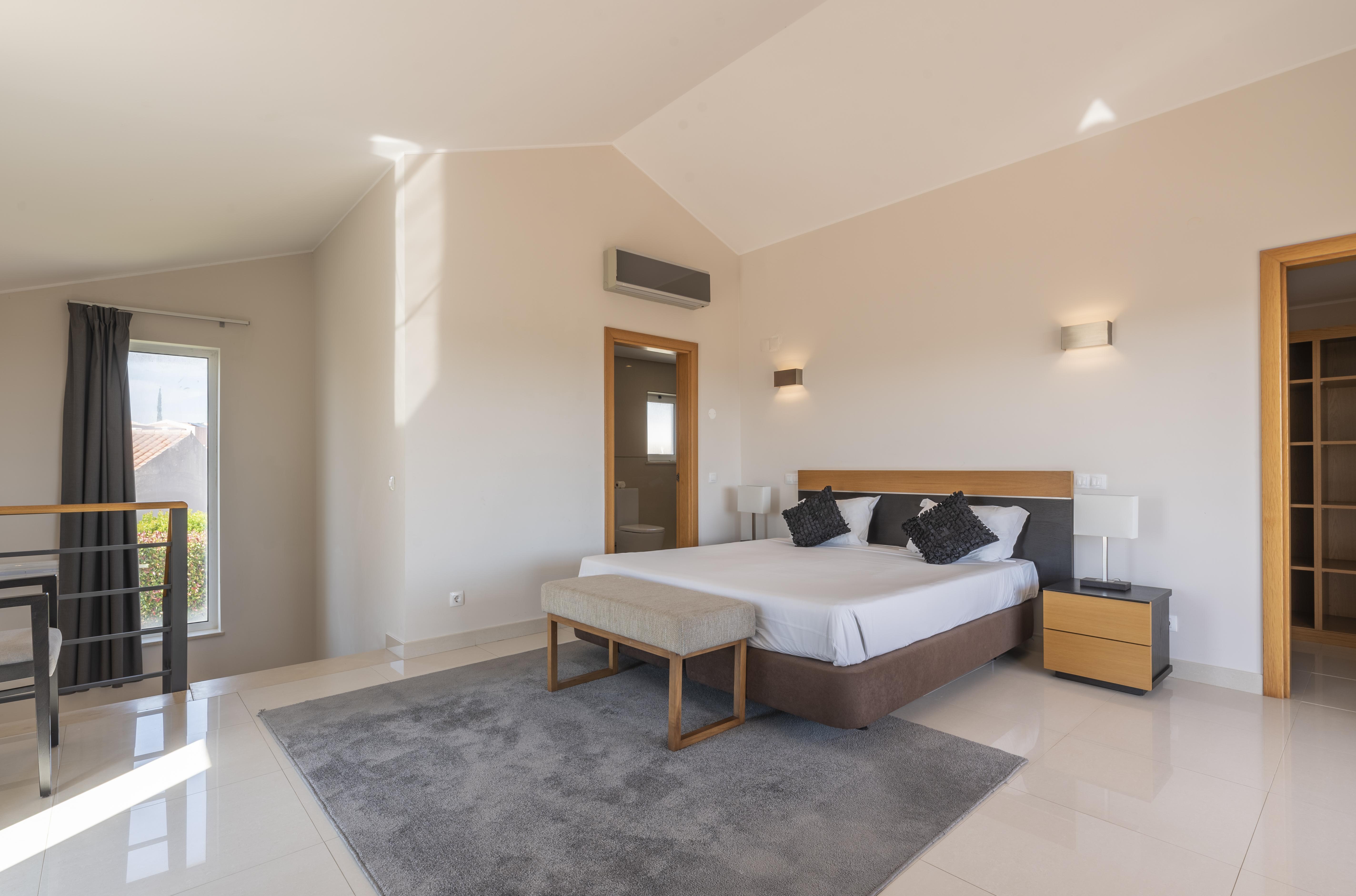 Vale Da Lapa Village Resort Карвоейру Екстер'єр фото A bedroom in a house