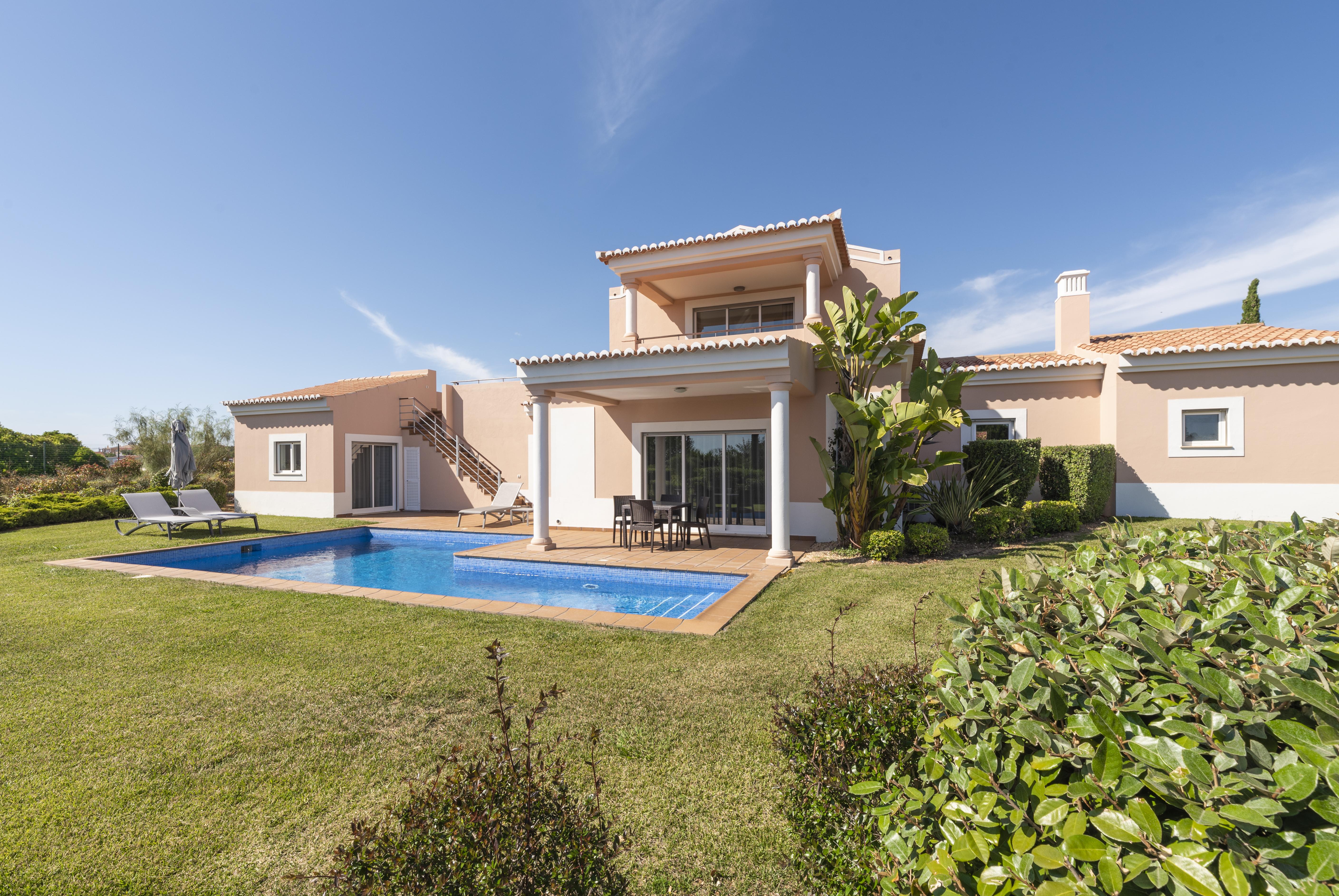 Vale Da Lapa Village Resort Карвоейру Екстер'єр фото A typical villa in Quinta do Lago
